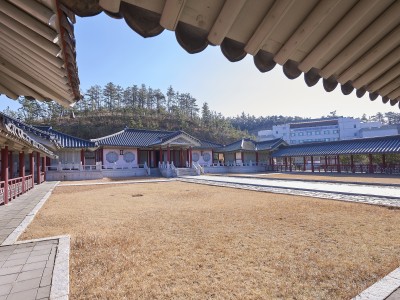 Baekje Pavilion